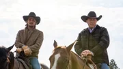 Luke Grimes als Kayce Dutton und Kevin Costner als John Dutton