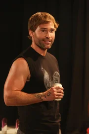 Country Mac (Seann William Scott)