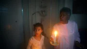 Amy und Tante Gordy gehen nachts den seltsamen Geräuschen im Haus auf die Spur.