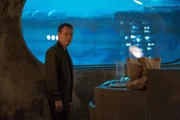 Silas Herrick (Bryan Cranston)