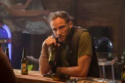 Pierrick Humbert (Victor Pontecorvo) verachtet Frauen. Als er erfährt, dass sein Kumpel tot ist, ist er am Boden zerstört. Pierrick Humbert (Victor Pontecorvo) verachtet Frauen. Als er erfährt, dass sein Kumpel tot ist, ist er am Boden zerstört.