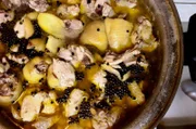 In Taiwan: Hühnchensuppe mit wildem Pfeffer von Tapas
