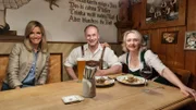 Sonja Weissensteiner (links) mit Toni und Christina Hillebrand.