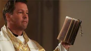 Pfarrer Paul (D.B. Sweeney)