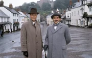Hugh Fraser (Captain Haistings), David Suchet (Hercules Poirot).