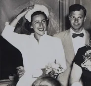 1948 heiratet Frederick Gray, der inzwischen wieder seinen Familiennamen Manfred Gans angenommen hat, seine Jugendliebe Anita in New York.