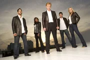 C.S.I. Miami "Alles anders". Im Bild: Adam Rodriguez, Khandi Alexander, David Caruso, Jonathan Togo, Emily Procter.