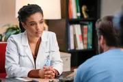 Freema Agyeman (Dr. Helen Sharpe), Ryan Eggold (Dr. Max Goodwin).