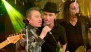 Das Beste aus den Langen Kölner Brauhaus-Nächten 2014 und 2015 mit u.a.: Peter Brings (M) und Stephan Brings mit Günther Sigl (l) von der "Spider Murphy Gang".