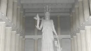Eine CGI-Statue der Athene im Parthenon.