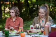 Lena Dunham and Jemima Kirke