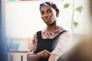 Michaela Coel als Arabella
