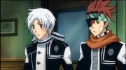 L-R: Allen Walker und Lavi