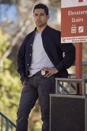Nick Torres (Wilmer Valderrama)
