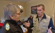 Trödeltrupp-Kollege Otto Schulte ist indes in Niedersachsen unterwegs, um der trauernden Witwe Corina zu helfen, die ebenfalls im Trödelchaos versinkt.