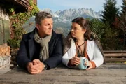 Der Bergdoktor Staffel 15 Was bleibt - Teil 1 Hans Sigl als Bergdoktor Dr. Martin Gruber, Ronja Forcher als Lilli Gruber