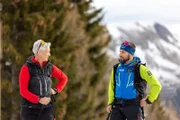 Sigrid Wolf und Lukas Wörle auf Skitour Skitour zur Mutte in den Bergen.