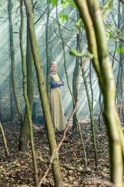 Hexe Confidante auf der Suche (Friederike Kempter).