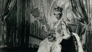 Königin Elisabeth II. nach ihrer Krönung, 1953.