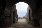 Das römische Amphitheater von Grand in den Vogesen hatte 17.000 Sitzplätze. Eine heilige Quelle zog die Pilger in Scharen in die abgelegene Provinz.
