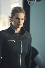 Die Leiche eines Bäckers liegt kopfüber in einer riesigen Rührschüssel mit Schokoladenteig. Für Kate Beckett (Stana Katic) steht bald fest, dass eine irische Gang mit dem Mord zu tun hat ...