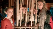 "Hänsel und Gretel" gilt als das bekannteste aller Grimm-Märchen. Die Doku folgt den mutigen Kindern auf ihrem gefährlichen Weg durch den Wald und spürt auf, welche Alltags-, Tatsachen- und Geschichtskerne in dem Märchen verborgen sind.
