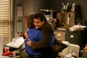 Was hat das zu bedeuten?: Stan (Richard Lewis, l.) und Charlie (Charlie Sheen, r.) ...