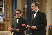 Stehen Bernadette und Howard am schönsten Tag in ihrem Leben zur Seite: Leonard (Johnny Galecki, l.) und Sheldon (Jim Parsons, r.) ...