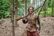 Prinz Lassmann (Stefan Gorski) entdeckt auf seiner Jagd ein unbekanntes Schloss.