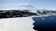 Der Mount Erebus auf der Ross-Insel. Der südlichste aktive Vulkan der Welt.