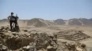 DV-Regisseur Fabio Cerveira bei Dreharbeiten in Caral, Peru.