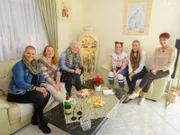 V.l.: Gaby, Monika, Maria, Kandidatin Mandy, Herdis, Shoppingbegleitung Rosa