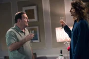 Lynn Boyle (Stephen Root, l.); Darlene Linetti (Sandra Bernhard, r.)