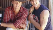 Nick Ryan (Myles Pollard l.) und Alex Ryan (Aaron Jeffery)