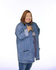 Berta (Conchata Ferrell)