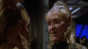 Neelix (Ethan Phillips) und Wixiban (James Nardini)