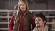 Amy (Amber Marshall) versucht den Afghanistan-Veteranen Bryce (Jesse Hutch) davon zu überzeugen, sein Pferd nicht zu verkaufen.
