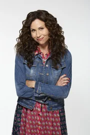 (1. Staffel) - Maya (Minnie Driver) setzt alles daran, die Herausforderungen und Ungerechtigkeiten, mit denen sie und ihre Familie im Alltag konfrontiert werden, zu meistern, um so das Familienglück zu sichern ...