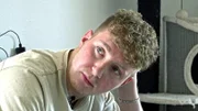 Jonas hatte gesundheitliche Beschwerden und ließ sich untersuchen. Bis auf ein Leberproblem ist er gesund, die Ursache bleibt jedoch unklar.