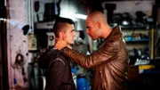 Im Bild (v.li.): Vincenzo Sacchettino (Daniele), Marco D'Amore (Ciro Di Marzio)