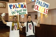 Maik (Sebastian König, l.) und Lars (Alexander Klaws, r.) feuern Paloma beim Casting an.