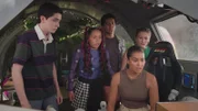 v.li.: Ellis Grouch (Ryan Yeates), Lila Gray (Izellah Connelly), Nori Harlow (Noah Akhigbe), Taylor Young (Alexa Curtis), Meesha Rai (Inessa Tan)