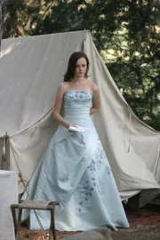 Der sonst so vernünftigen Rory (Alexis Bledel) wird aller Mut abverlangt. Zum ersten Mal in ihrem Leben, tut sie etwas, von dem keiner gedacht hat, dass sie es sich trauen würde ...