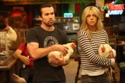 Rob McElhenney als Mac, Kaitlin Olson als Dee Reynolds