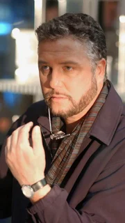 Grissom (William Petersen) hat es in diesem Fall mit einem besonderen gewalttätigen Mörder zu tun.
