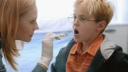 Ist Martin (David Hall) der leibliche Sohn der ermordeten Marissa? Catherine (Marg Helgenberger) nimmt einen DNA Abstrich.