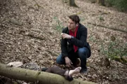 Ausgerechnet bei seinem ersten "Schnadegang" findet Tom (Stephan Luca) eine Leiche ...