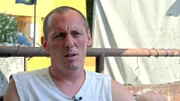 Florian hat das Gefühl, dass er bei der Trennung von Ehefrau Marina den schwarzen Peter innehat. Doch er vermutet, schon länger von Marina betrogen worden zu sein.