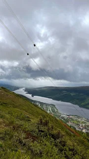 Blick vom Berg Åreskutan ins Tal.