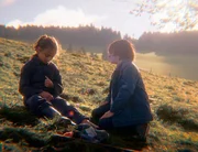 Ivo (Jonathan Tittel, r.)